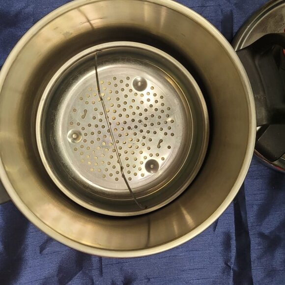 T-Fal Clipso Stainless Steel Pressure Cooker with Lid - Picture 3 of 10